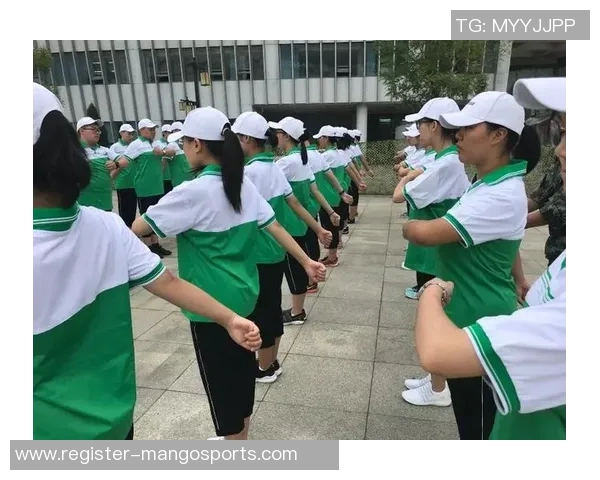 张娜揭秘羽毛球成功秘诀分享她的训练与心路历程